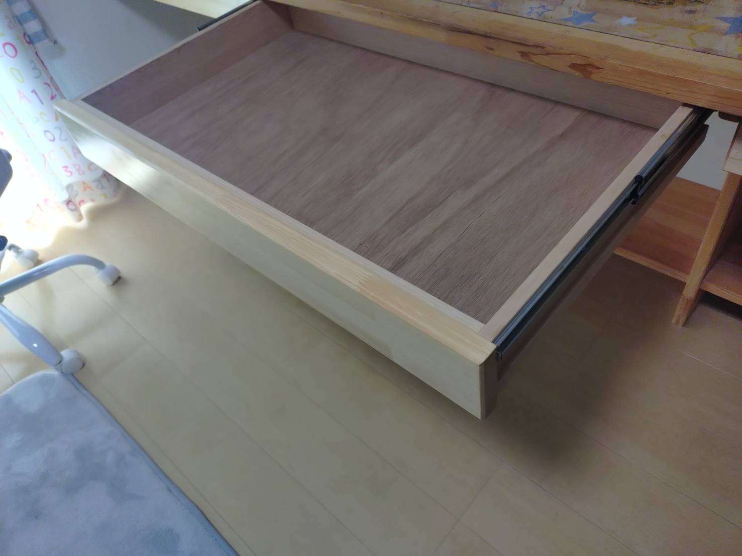 【岡崎市】勉強机，引き出し，㈱犬塚建築